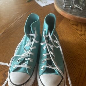Converse platform high top’s womens size 8